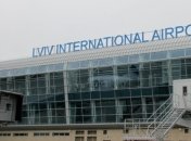 Работники львовского аэропорта направили Яценюку жалобу 