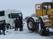 Спасатели расчищают дороги к 70 населенным пунктам