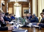 Международный совет обсудил с Порошенко сопротивление агрессии РФ