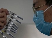 Мошенники продавали минералку под видом вакцины от COVID-19 и заработали миллионы 