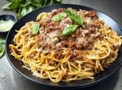 Соус болоньезе готовится быстро и из простых продуктов