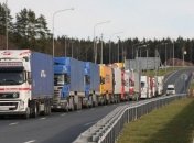 Имеешь перегруз – плати 51 000 гривен: президент подписал новый закон для автоперевозчиков