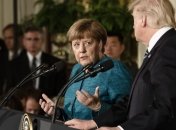 Белый дом опровергает информацию о счете Меркель на $375 миллиардов