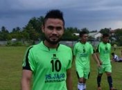 Индонезийский футболист умер от удара голкипера