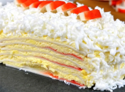 Як приготувати крабовий торт-салат за 5 хвилин