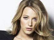 Блейк Лайвли через два дня после родов выглядит шикарно