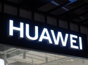 Скандал вокруг Huawei: Глава МИД Китая отменил встречу с чешским коллегой 
