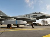 Ракета TAURUS на підвісці німецького винищувача