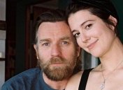 50-летний Юэн Макгрегор стал отцом в пятый раз: у актера наконец-то получился мальчик  (фото)