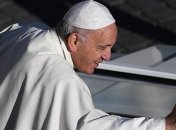 Хворого Папу Римського перевірили на коронавірус