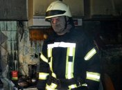 В Харькове во дворе многоэтажки сгорели 5 авто