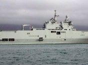 "Мистраль" с российскими моряками вернулся с испытаний во Францию