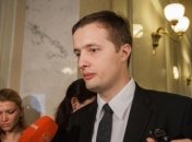 Сын Порошенко задекларировал три машины и 77,2 тыс зарплаты