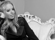 Младшая дочь Трампа Тиффани примерила откровенный образ: фото