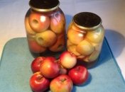 Как вкусно замариновать яблоки на зиму дома в банках