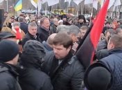 В Одессе во время открытия памятника Небесной Сотни произошла стычка