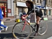 Велосипедистов могут обязать носить светоотражающие жилеты