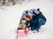 Дочь с мамой и папой