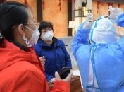 Смертельный вирус: в Китае за сокрытие симптомов могут казнить