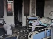 В реанимации коронавирусной больницы в России вспыхнул пожар, есть погибшие: фото ЧП