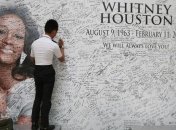 Уитни Хьюстон сегодня бы праздновала свой 50-летний юбилей