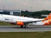 SkyUp не дивлячись на збитки повертають українців додому