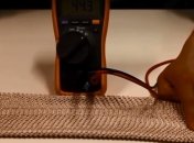 Ученые сделали эластичные фотонные и электронные волокна