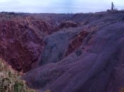 Огромные провалы под шахтами