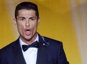 Роналду станет обладателем "Золотого мяча" и получит его на Эйфелевой башне