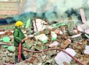 В Индии трое пожарных стали жертвами обрушения горевшего здания