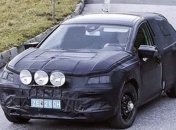 Кроссовер SEAT заметили во время тестов
