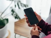 Якнайшвидше зарядити мобільний телефон — лайфхак