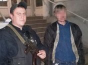 Житель Запорожья прятался от полиции в холодильнике