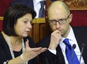 В понедельник Яценюк и Яресько посетят США