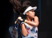 "Слишком по-детски": Осака извинилась за выброшенную ракетку