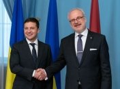 Звільнені українські моряки проходитимуть реабілітацію та лікування у Латвії