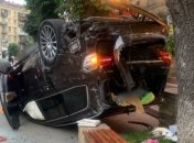 ДТП с "перевертышем" в центре Киева: водитель был в 7 раз пьянее нормы (фото)