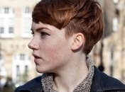 Перспективная певица Хлоя Хоул представила новый клип (Видео)