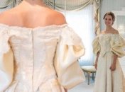 Невеста стала 11-ой женщиной в своей семье, надевшей 120-летнее свадебное платье (Фото) 