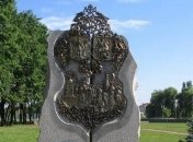 Почти единогласно: в столице приняли знаковое решение по памятнику дружбе Киева и Москвы