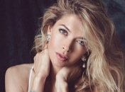 Вера Брежнева взорвала Instagram фото с сестрами