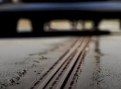 Дорога в Швеции, которая заряжает электромобили на ходу (Видео)