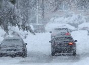 В Киеве снегопад: город остановился в пробках