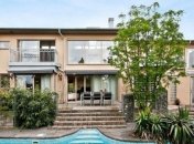 Научитесь жить красиво: шикарные особняки, которые не всем по карману (Фото)