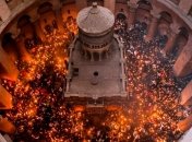 Благодатный огонь должен сошел на землю около 13:00