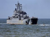 БДК "Минск" до попадания ракет