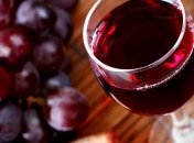 Медики выявили полезный компонент красного вина