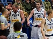 Суперлига: уверенные победы "Днепра" и "Черкасских Мавп"