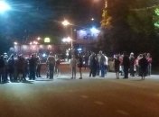 Во Львове ночью мусором перекрывали улицы