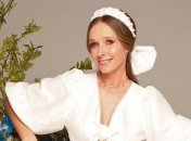 Беременная Катя Осадчая растрогала сеть редким фото со своими родителями